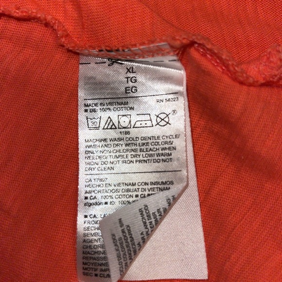 Old Navy Everywear Tank - Picture 8 of 8